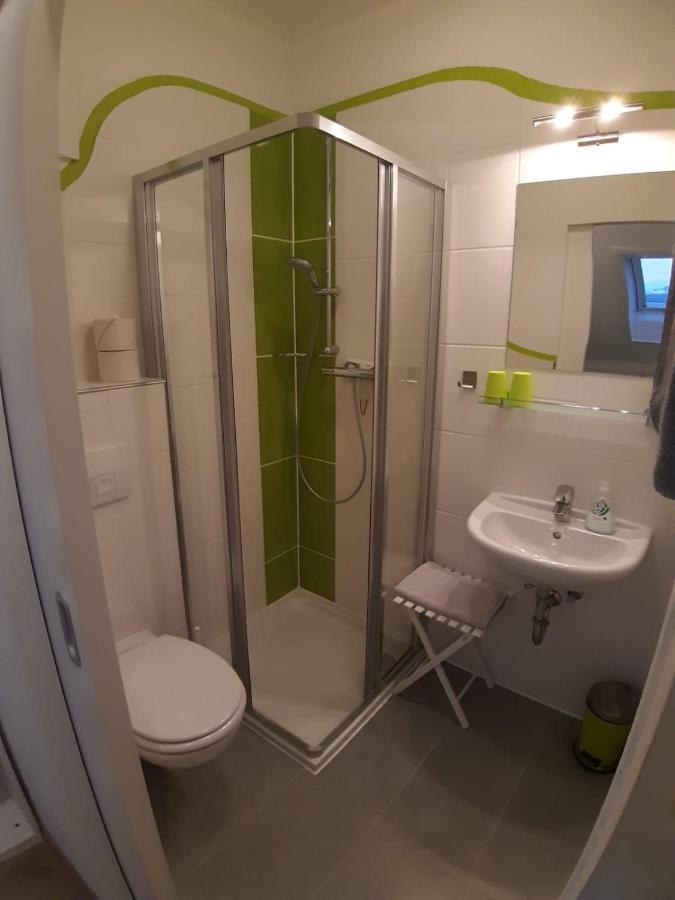 Ferienwohnung Und Zimmer Kassar Bikertipp ماوترندورف المظهر الخارجي الصورة