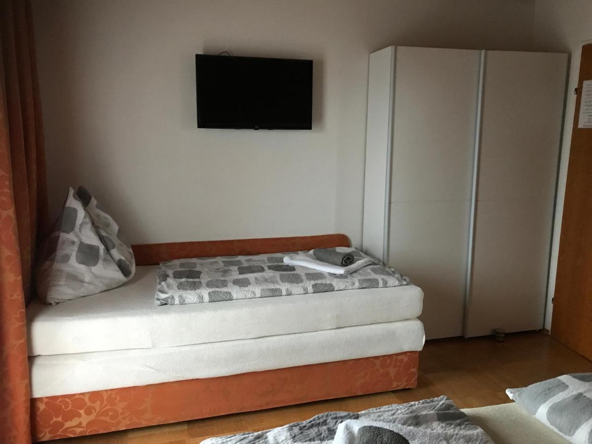 Ferienwohnung Und Zimmer Kassar Bikertipp ماوترندورف المظهر الخارجي الصورة